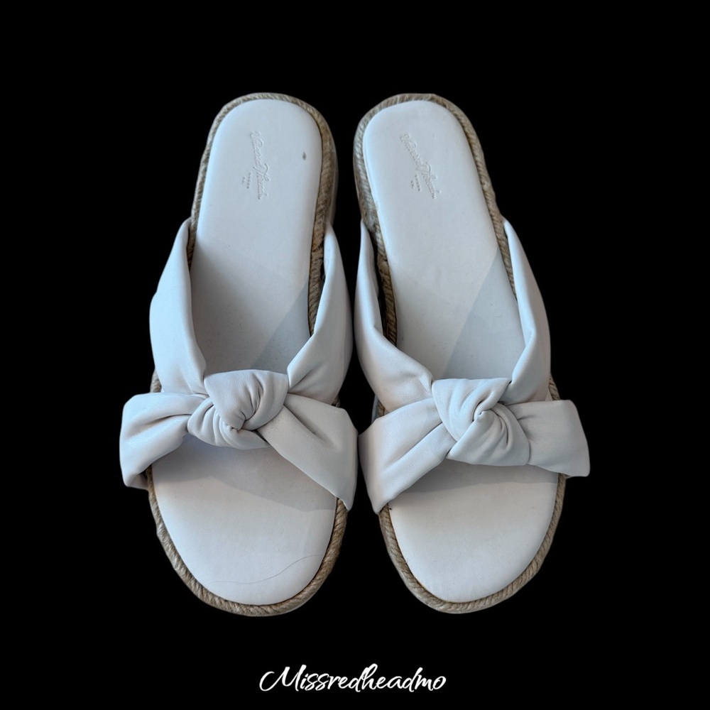 Universal Thread White Knotted Slide Sandals - image 1